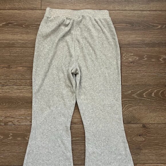 Aerie Gray Ribbed Velour Flare Lounge High Waisted Pants Size Small Regular - Picture 11 of 14